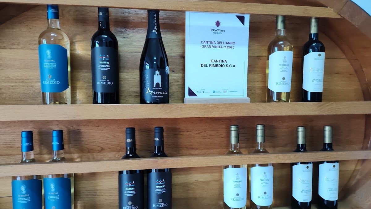 Cantina Sociale Della Vernaccia Vini Tipici — Ristorante a Oristano, Oristano