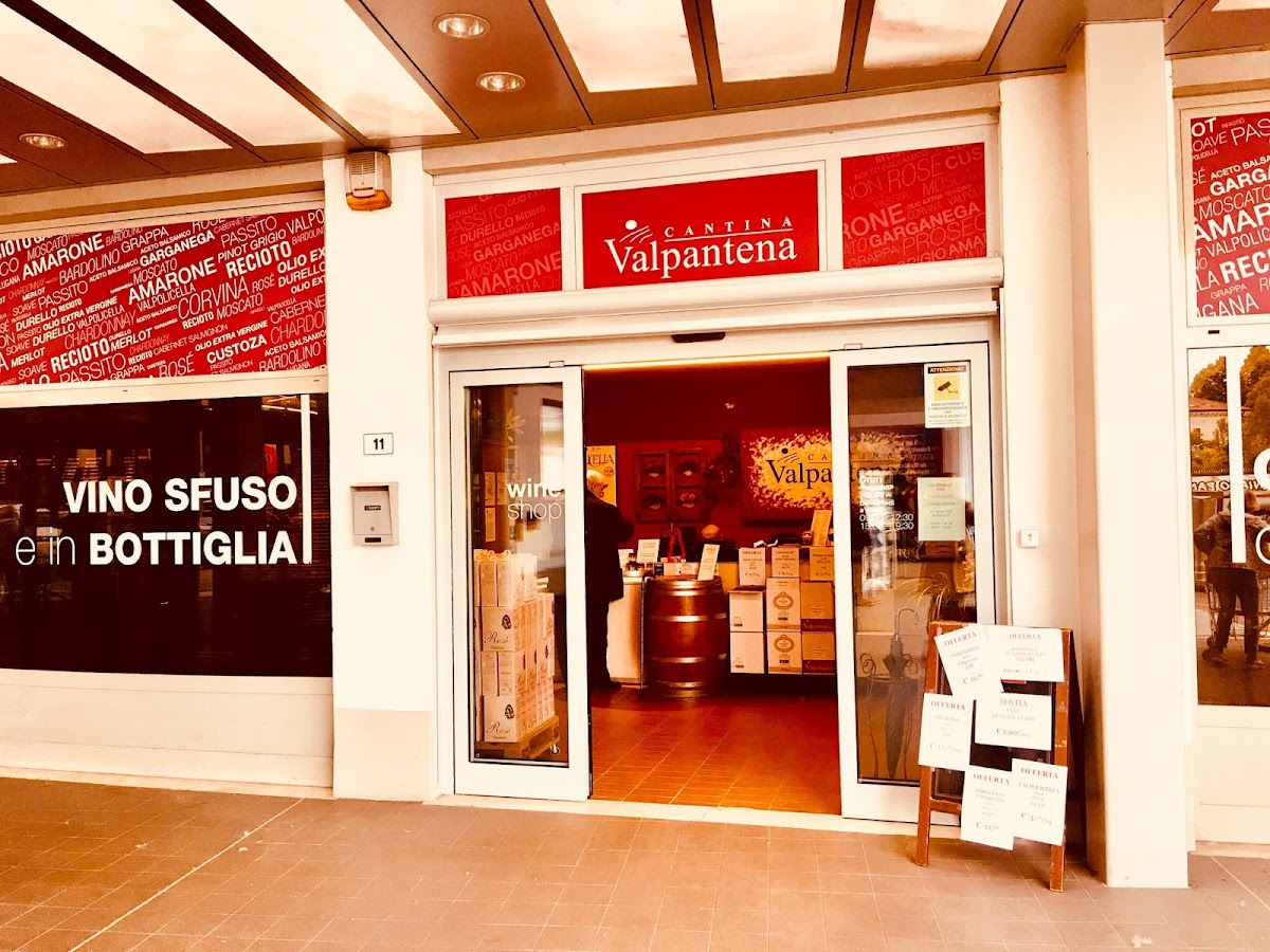 Cantine di Verona SCA - Wine Shop Borgo Milano — Ristorante a Verona, Verona