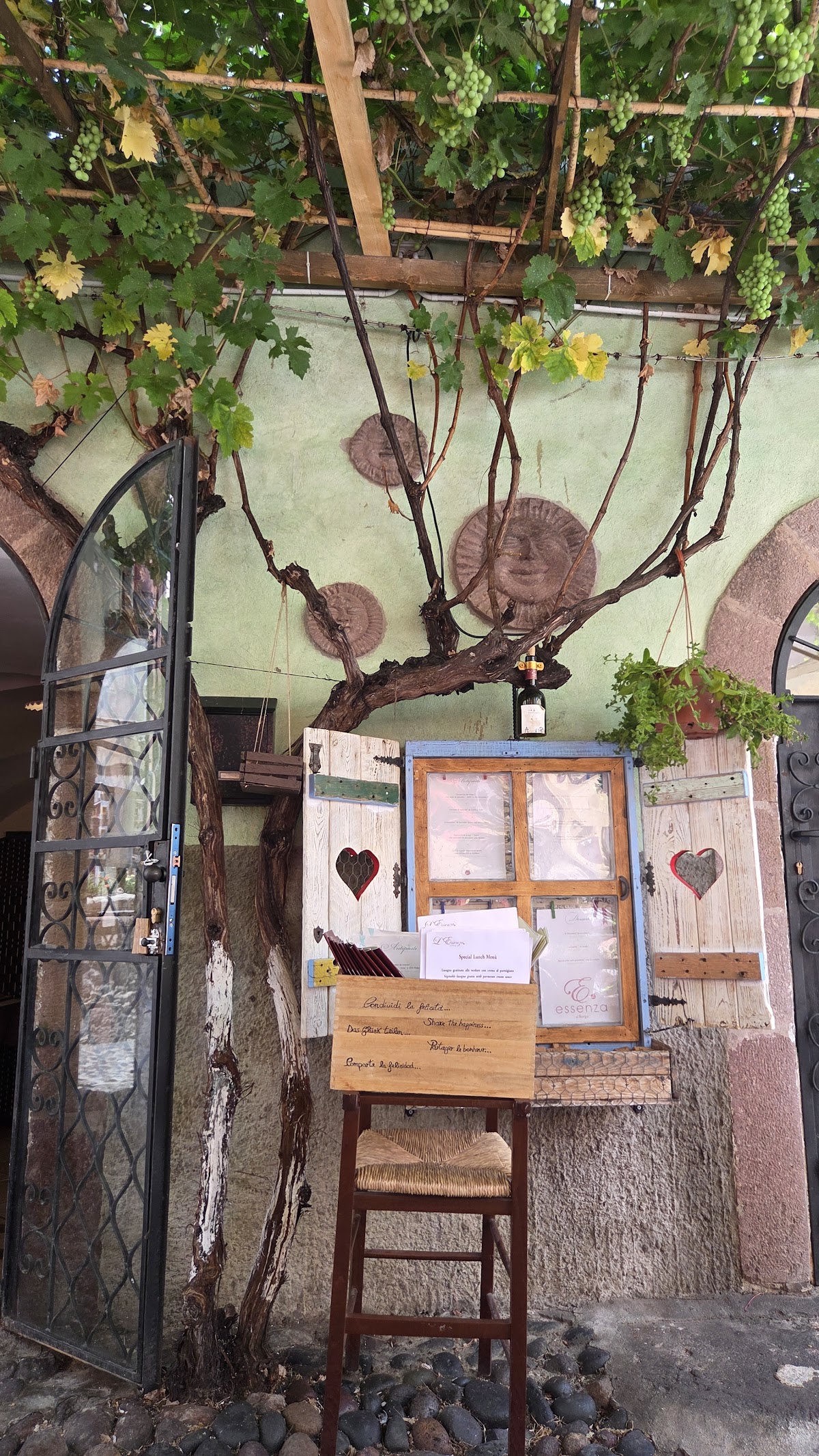 Essenza al Borgo Sant'Ignazio — Ristorante a Bosa, Oristano
