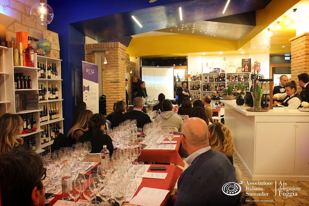 Enoteca Barrik - Wine Shop — Ristorante a Foggia, Foggia