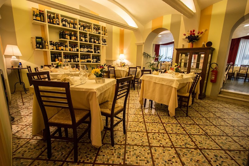 Rododendro — Ristorante a Saluzzo, Cuneo