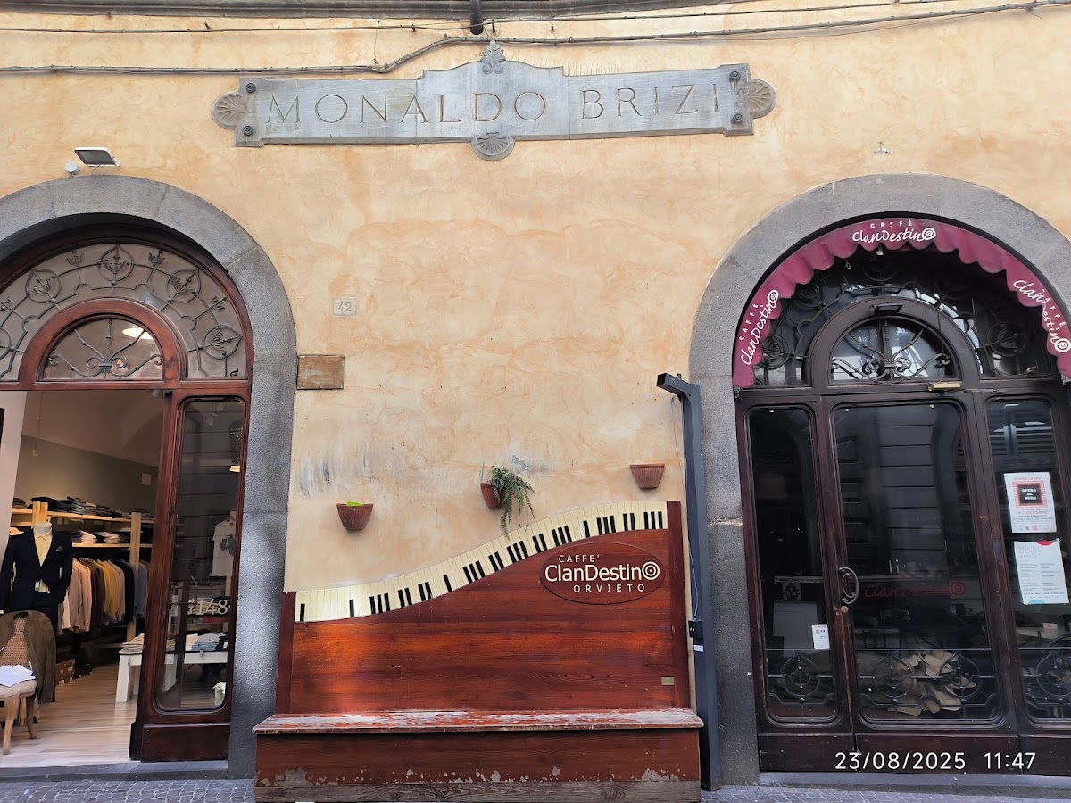 Caffè Clandestino - Orvieto — Ristorante a Orvieto, Terni