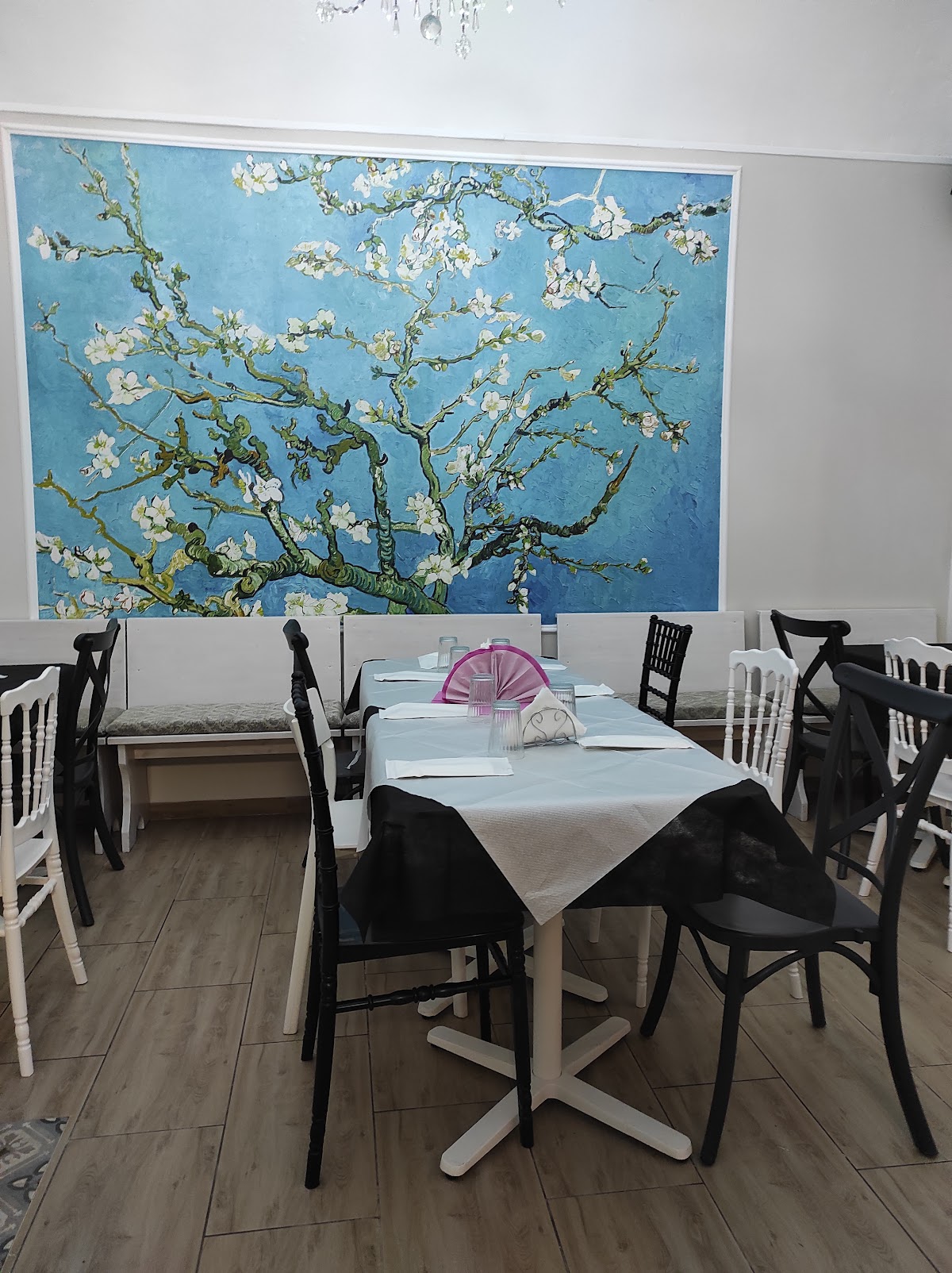 Pizzeria Nonna Maria Frazzata & co. Since 1951 — Ristorante a Noto, Siracusa