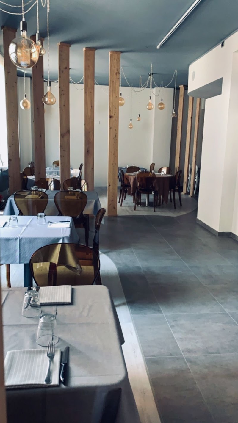 Pizzeria Basilico — Ristorante a Vercelli, Vercelli