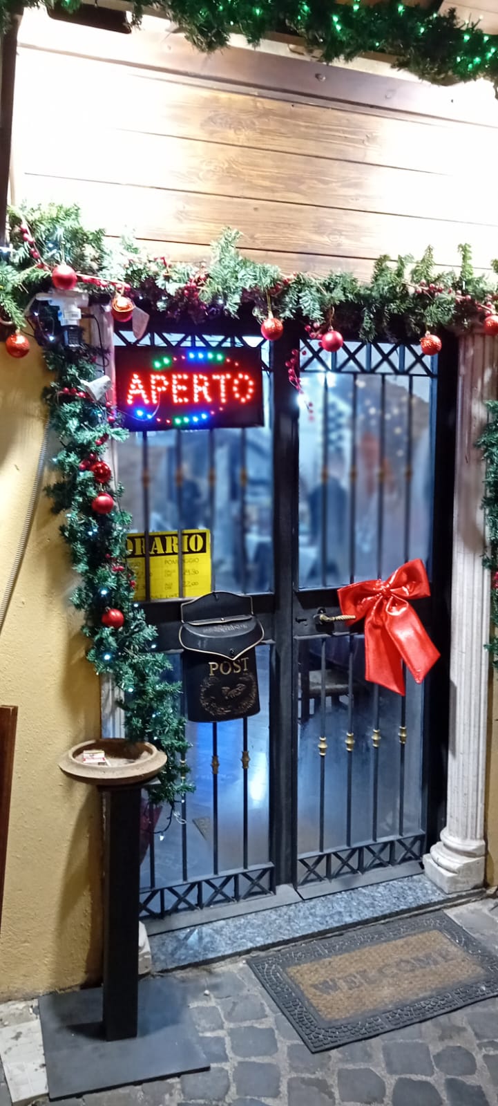 All'Orologio Trattoria Pizzeria — Ristorante a Tivoli, Roma