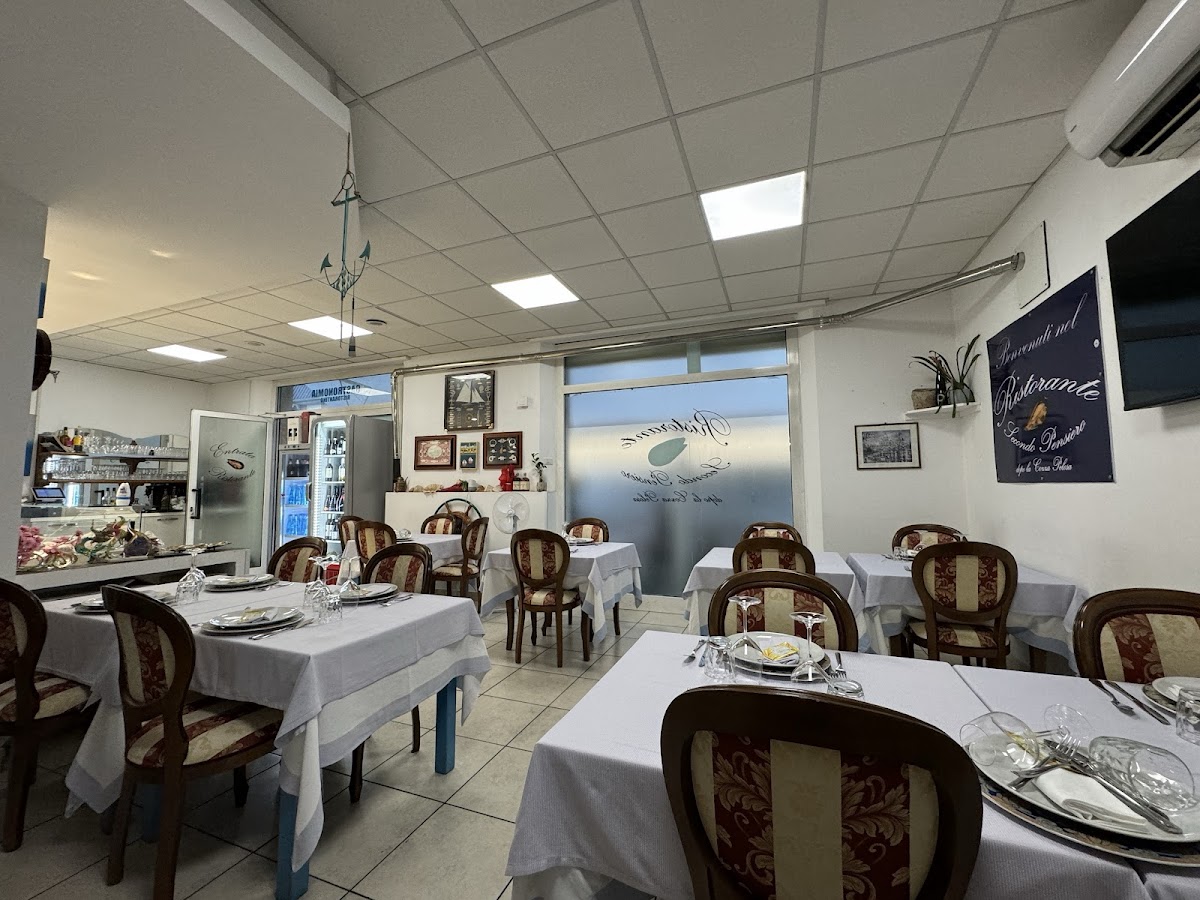 Secondo Pensiero dopo la Cozza Pelosa — Ristorante a Civitanova Marche, Macerata