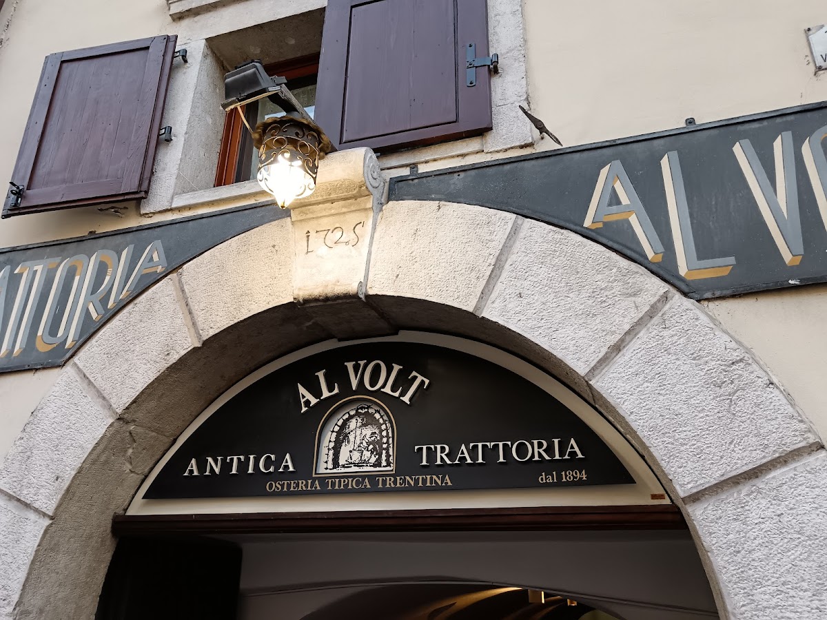 Antica Trattoria Al Volt — Ristorante a Trento, Trento