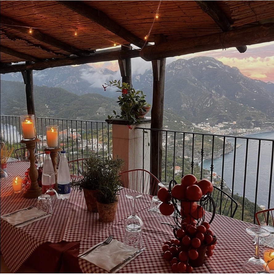 Sea view pizza - Giuliana's view — Ristorante a Ravello, Salerno