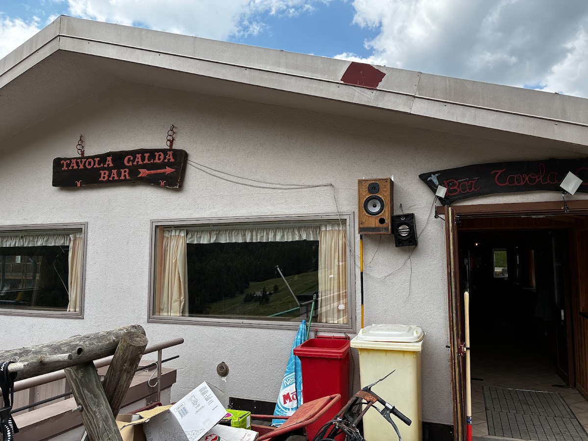 Bar ristorante tavola calda del Crest — Ristorante a Champoluc, Aosta