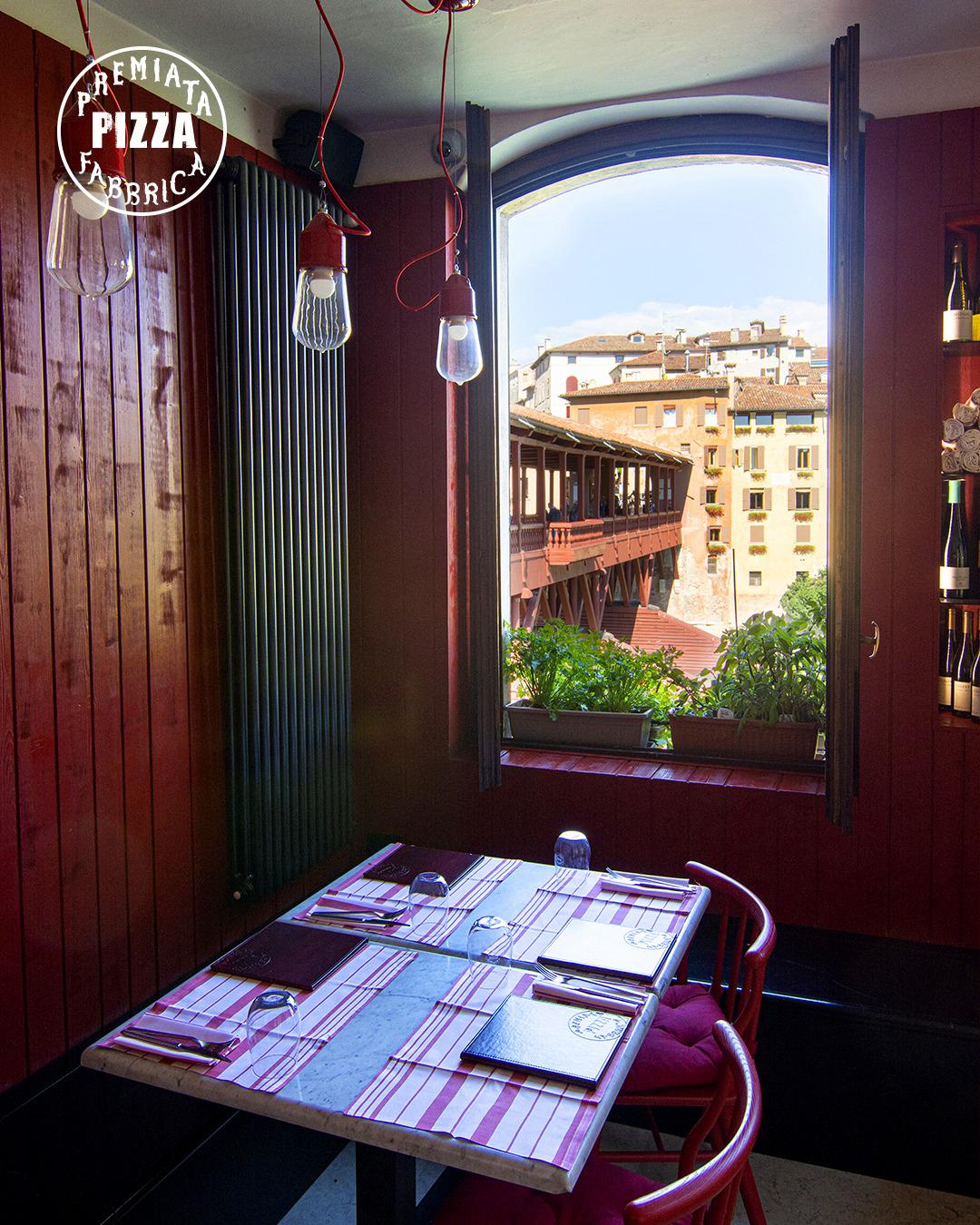 Premiata Fabbrica Pizza — Ristorante a Bassano del Grappa, Vicenza