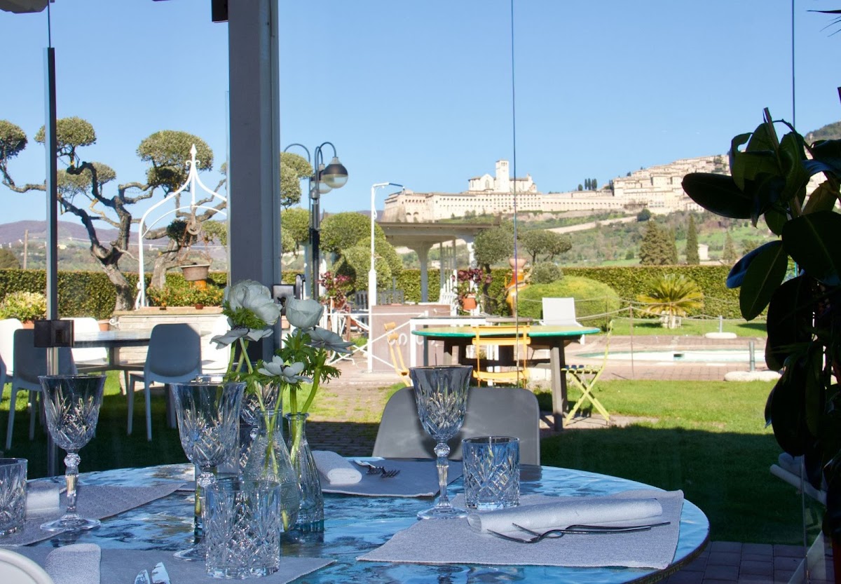 UNICA Ristorante Assisi — Ristorante a Assisi, Perugia