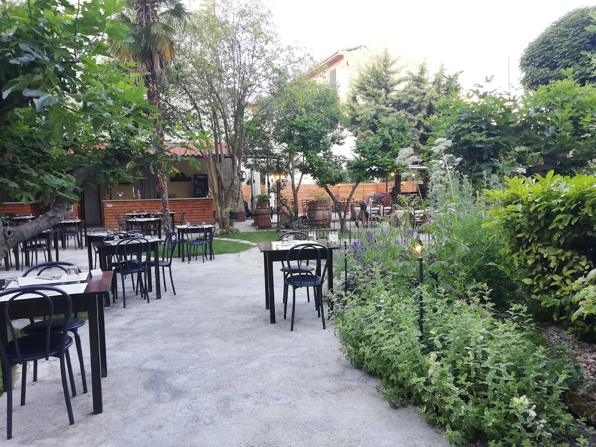 Pizzeria Ristorante Il Vecchio Muro — Ristorante a Sulmona, L'Aquila