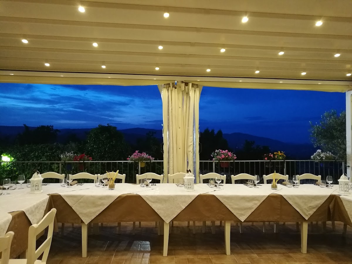 L'Antico Borgo di LaRosa Maria Loredana — Ristorante a Gerace, Reggio Calabria