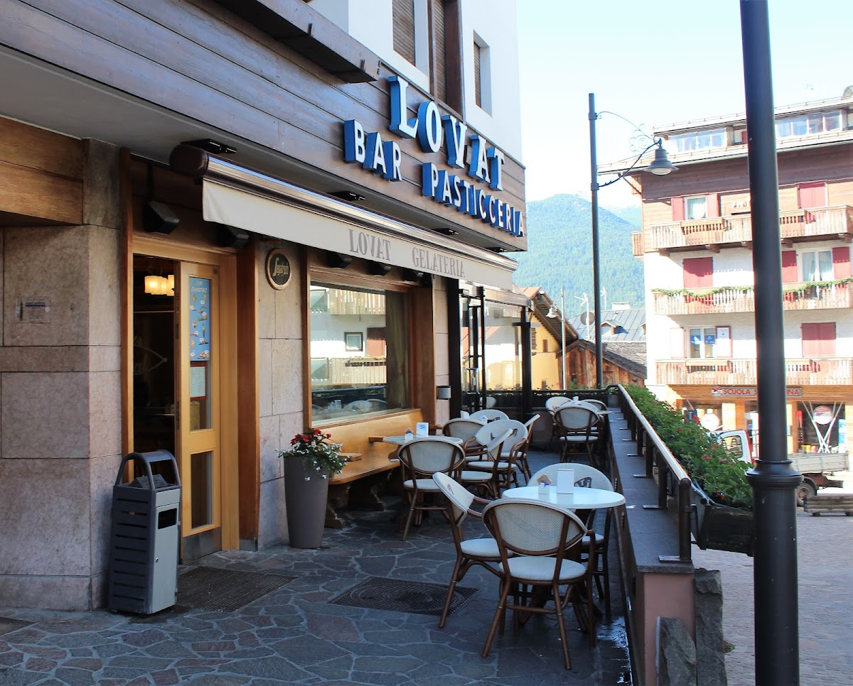 Pasticceria Lovat — Ristorante a Cortina d Ampezzo, Belluno