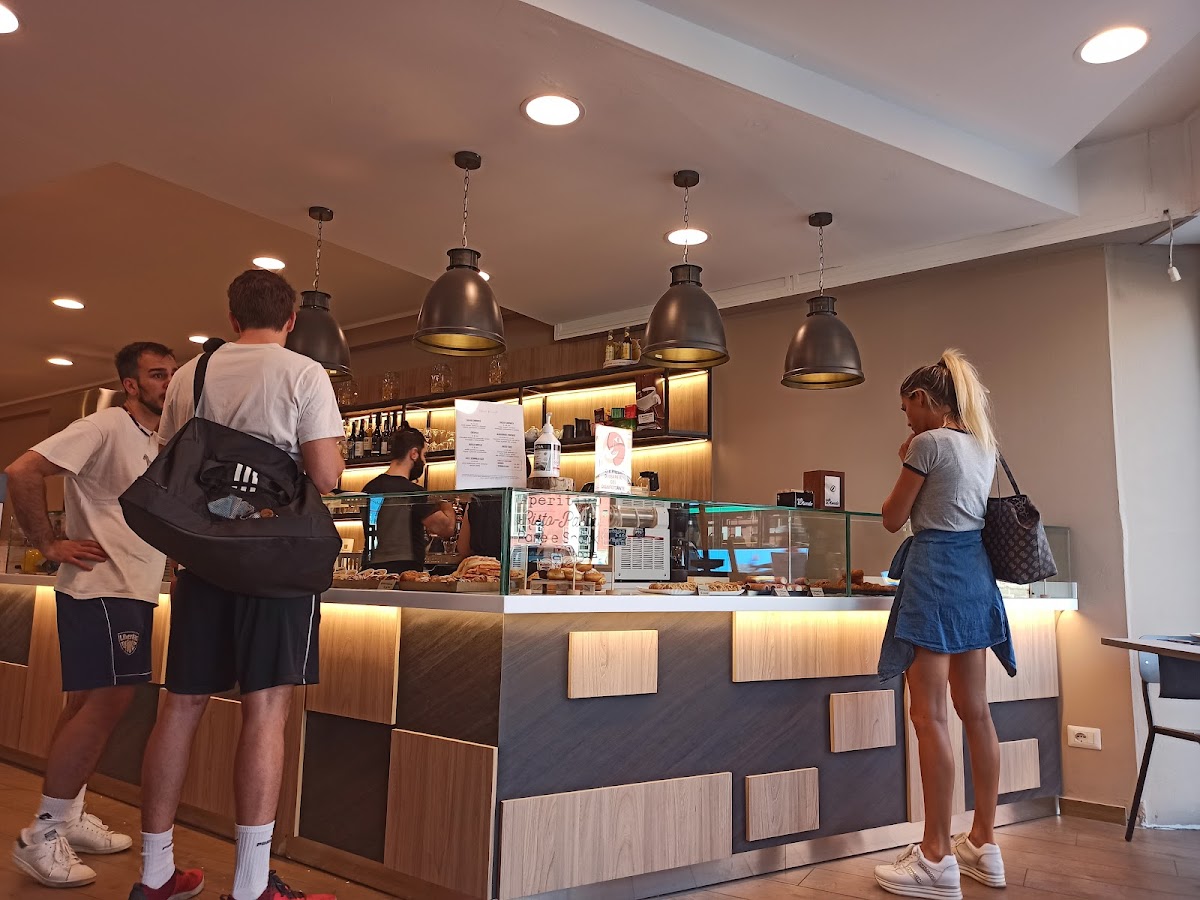 Pastificio Voglia di Pasta — Ristorante a Como, Como
