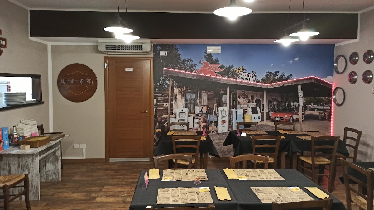 VOGLIA DI PIZZA ON THE ROAD & MUSIC — Ristorante a Assisi, Perugia