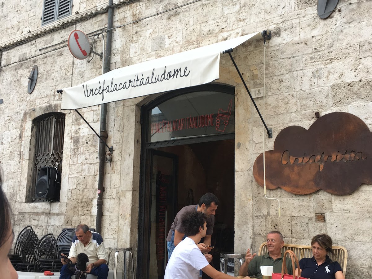 Vincè Fa La Carità a Lu Dome — Ristorante a Ascoli Piceno, Ascoli Piceno