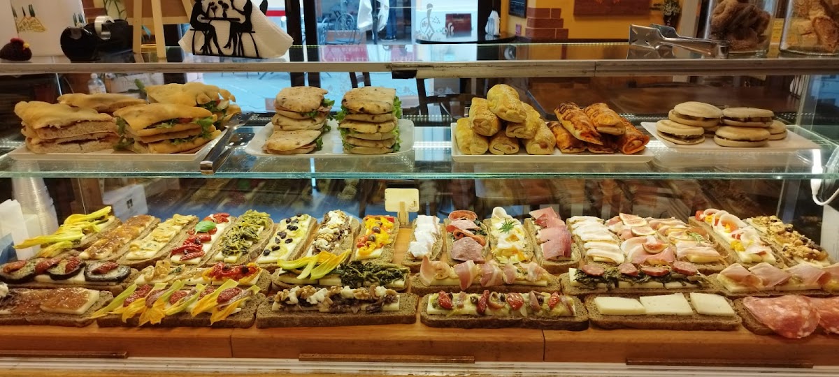 Il Gallo Stuzzicheria - vineria — Ristorante a Montalcino, Siena