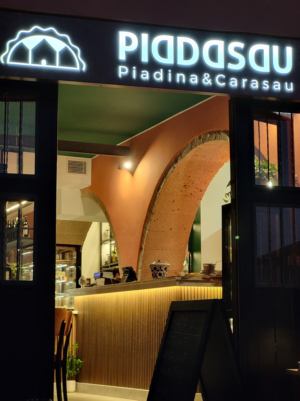 Piadasau — Restaurant in Bosa, Oristano
