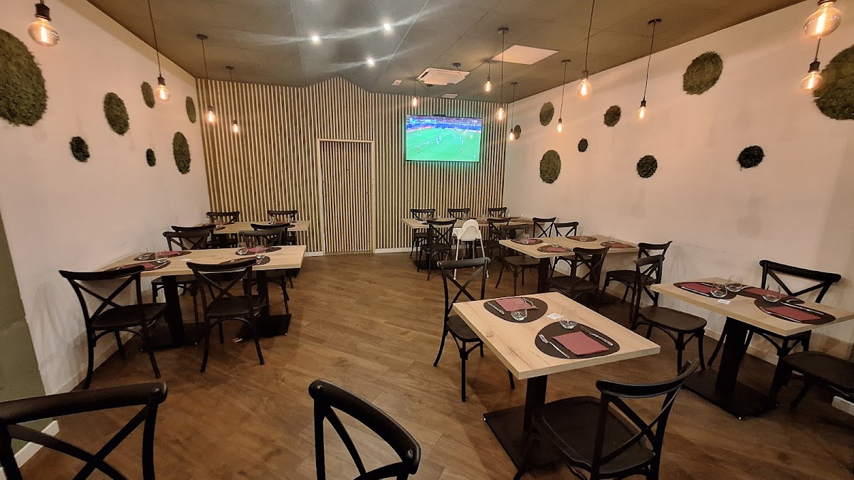 Radici - Storie di Pizza — Ristorante a Potenza, Potenza