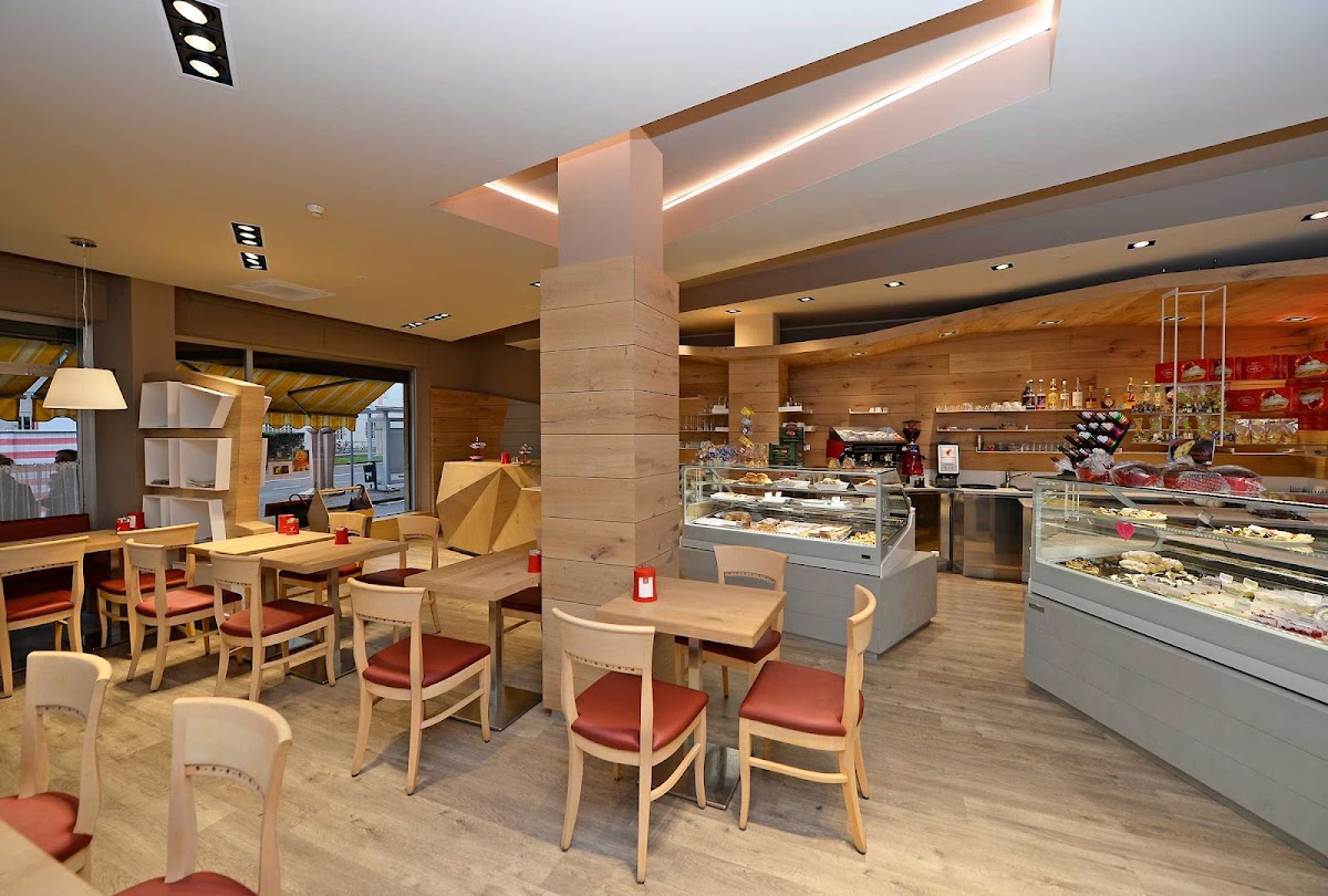 Konditorei Stofner Cafè — Ristorante a Bolzano, Bolzano