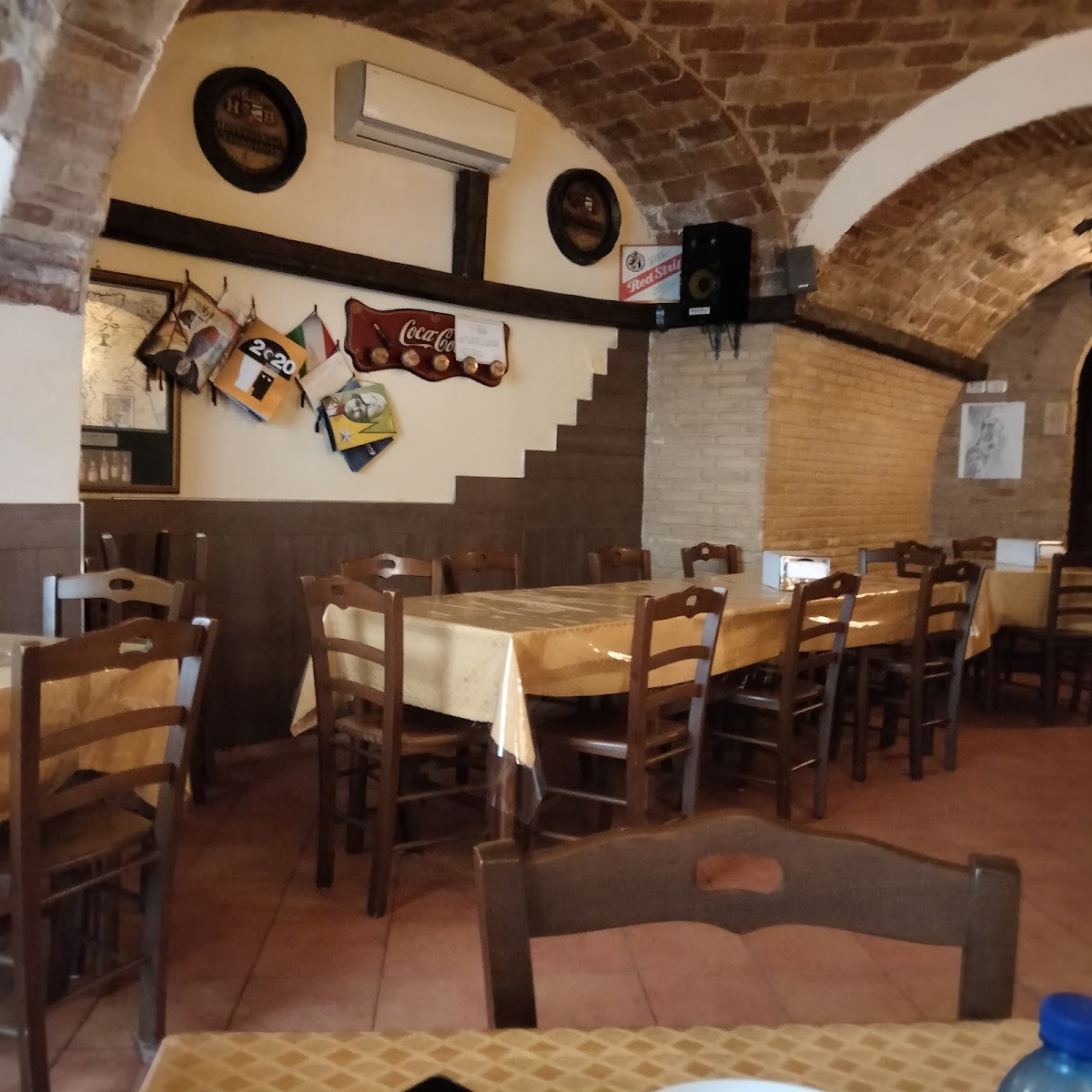 Pizzeria Aurora — Ristorante a Vasto, Chieti