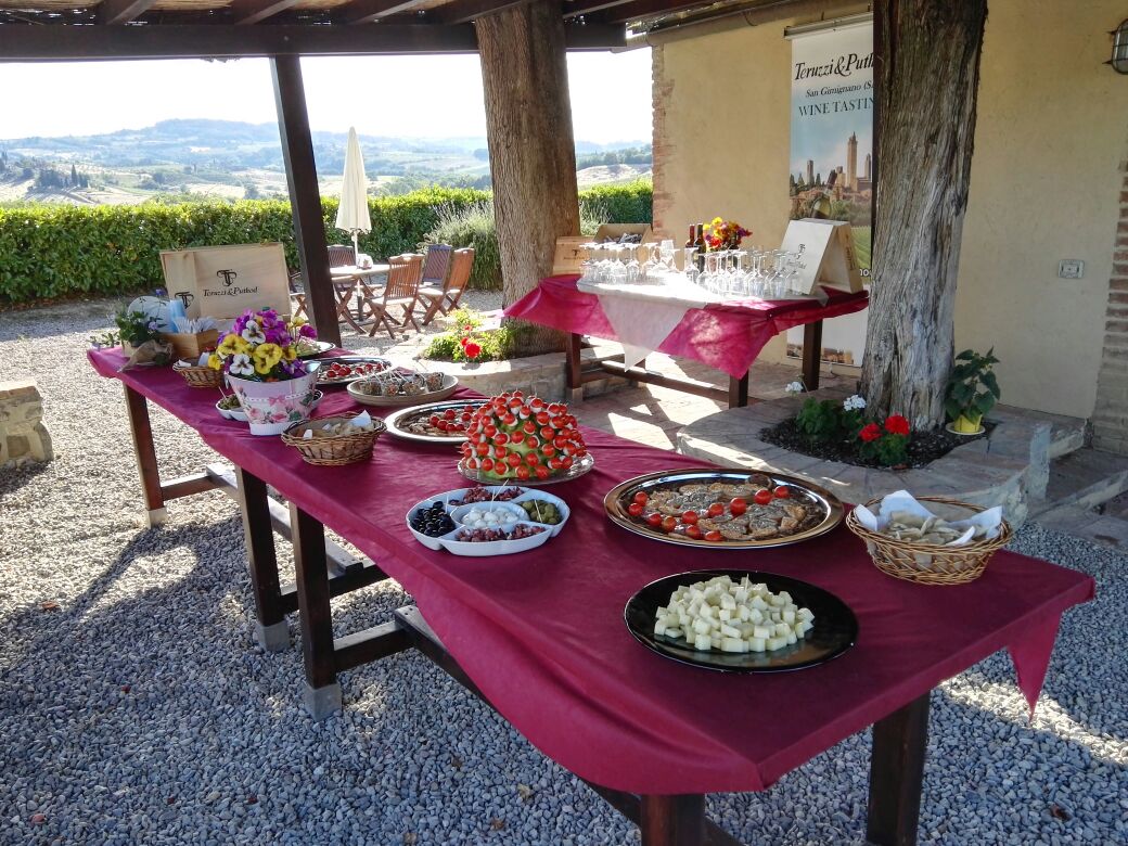 Teruzzi - Enoteca — Ristorante a San Gimignano, Siena