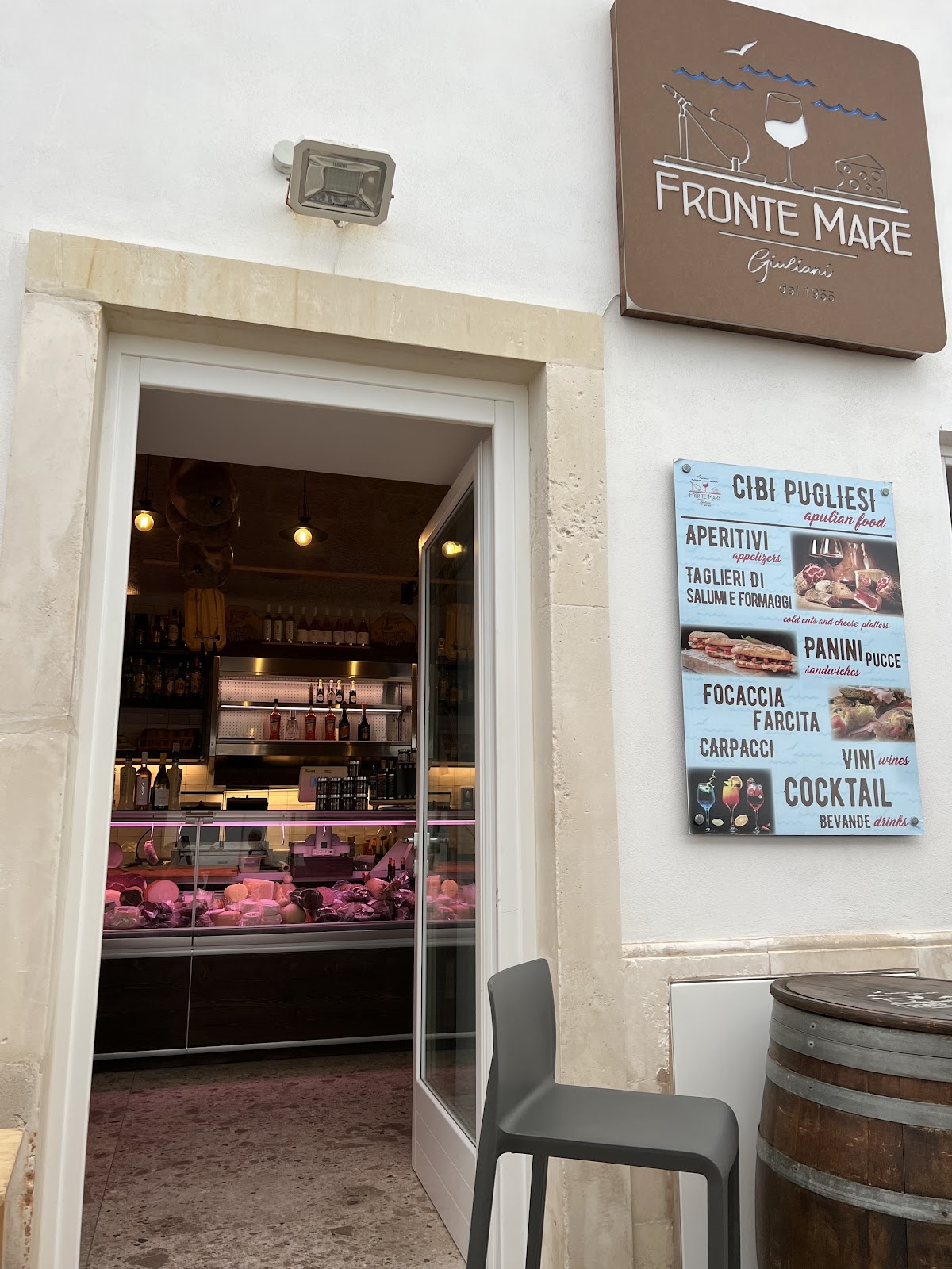 Fronte Mare Giuliani — Ristorante a Polignano a Mare, Bari