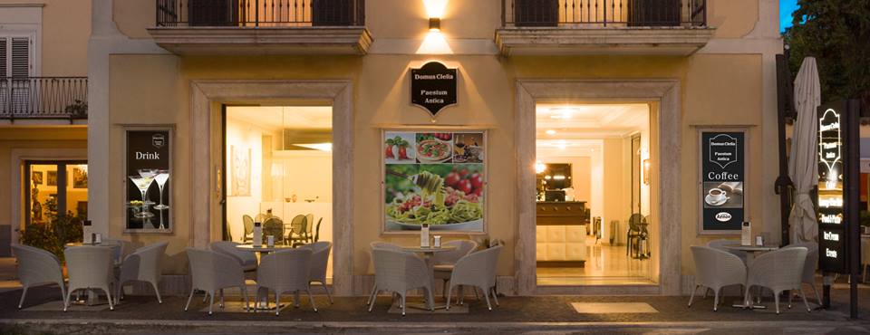 Domus Clelia — Ristorante a Paestum, Salerno