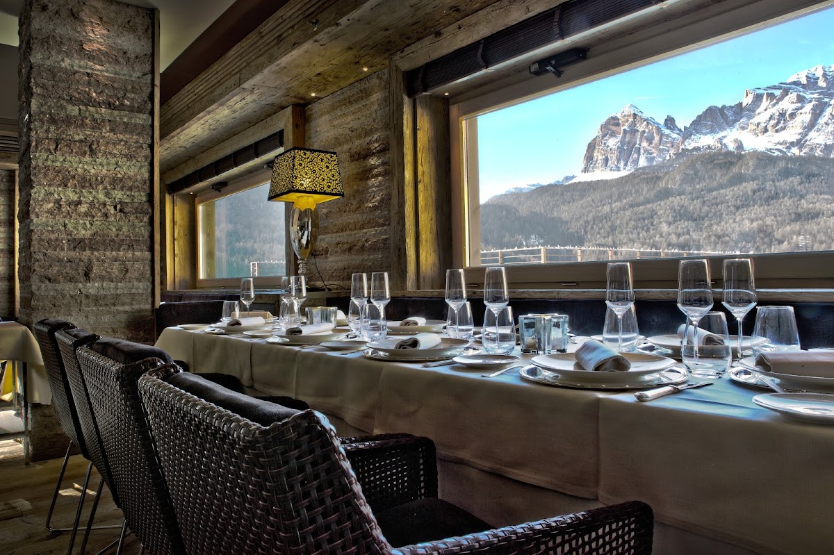 Vista — Ristorante a Cortina d Ampezzo, Belluno