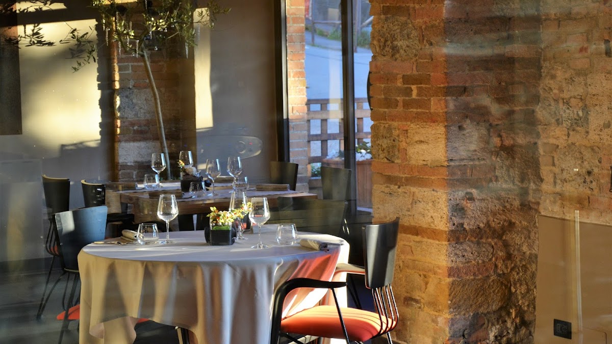 Ristorante Fuoriluogo — Ristorante a San Gimignano, Siena