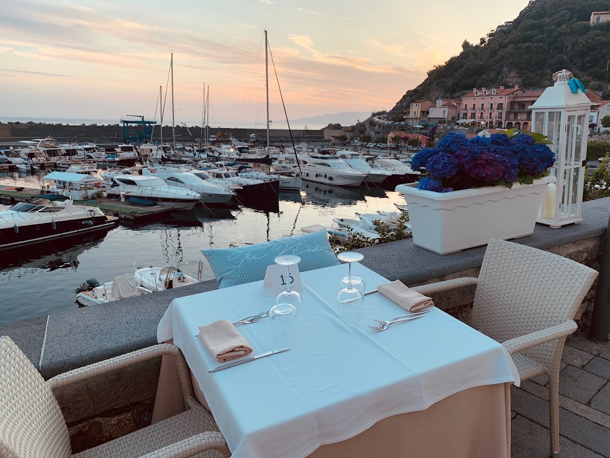 Tre Nodi- Ristorante sul Porto di Maratea — Ristorante a Maratea, Potenza
