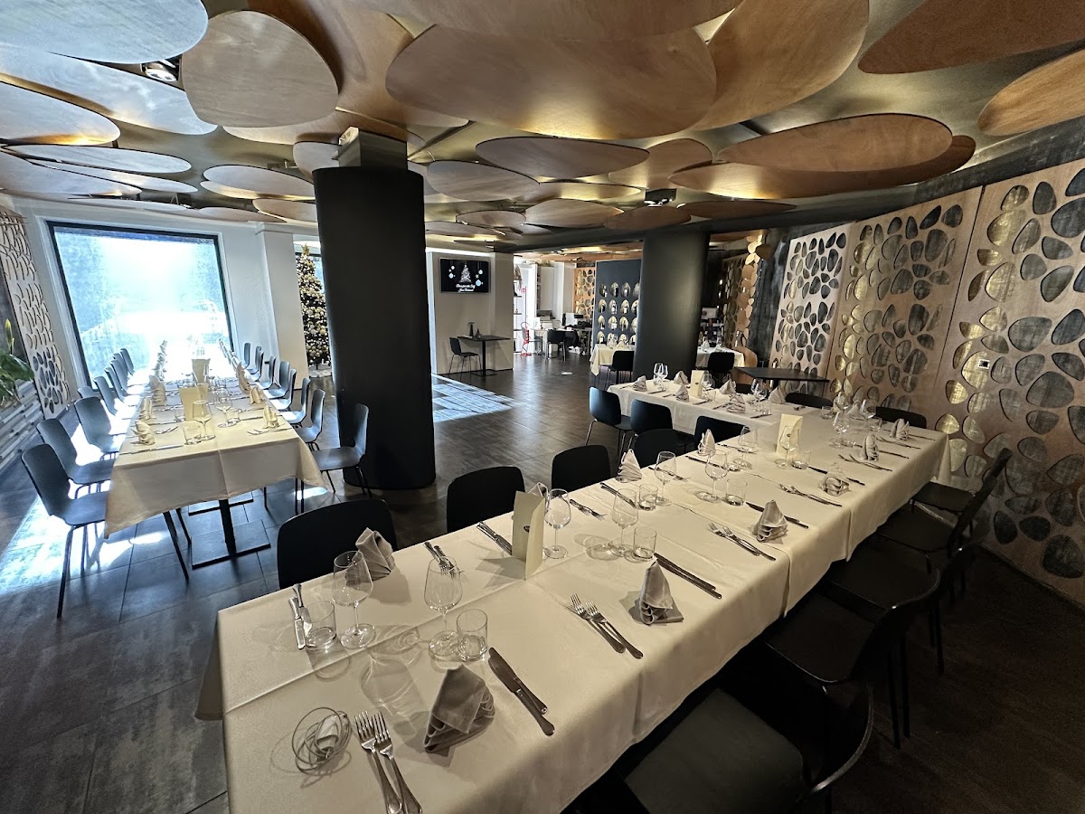 Scopri Jeans Restaurant