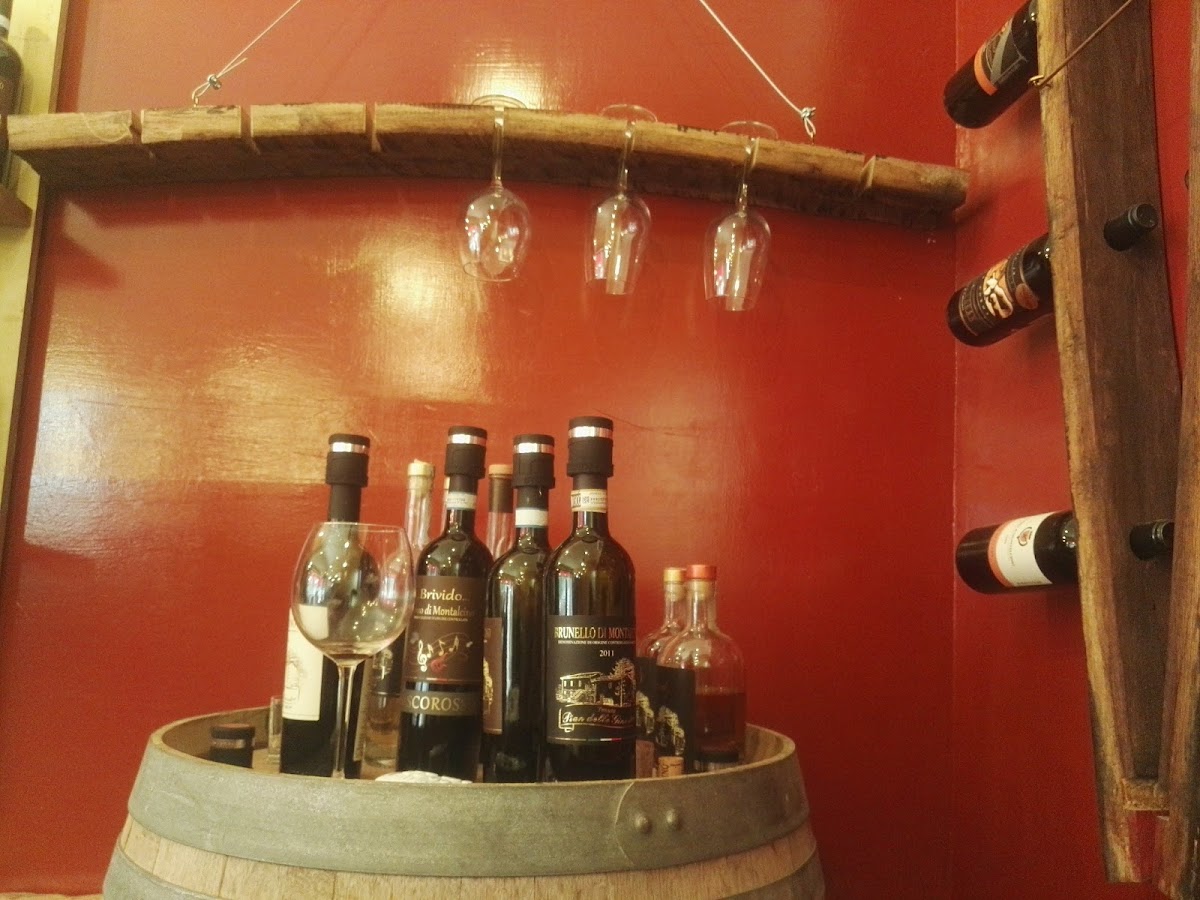 Tenuta Agricola Pian Delle Ginestre - Enoteca — Ristorante a Montalcino, Siena