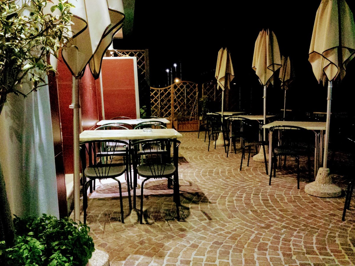 Vin's Cafè — Ristorante a Pesaro, Pesaro e Urbino