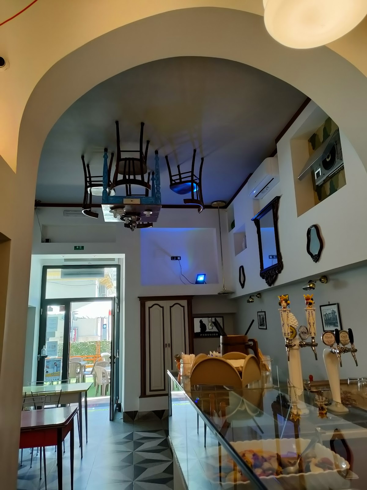 A Casa Vostra — Ristorante a Taranto, Taranto