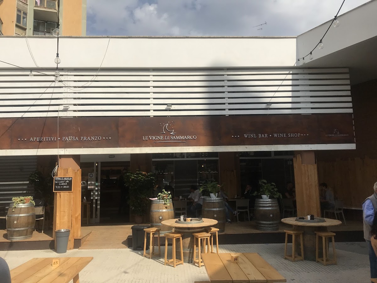 Le Vigne Di Sammarco - Wine Bar & Shop — Ristorante a Lecce, Lecce