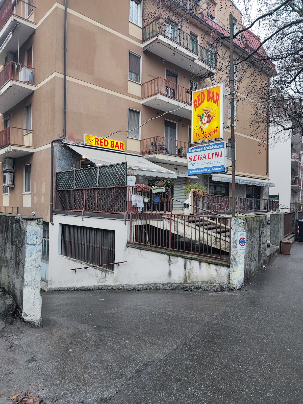 Red Wine Bar & Café — Ristorante a Parma, Parma
