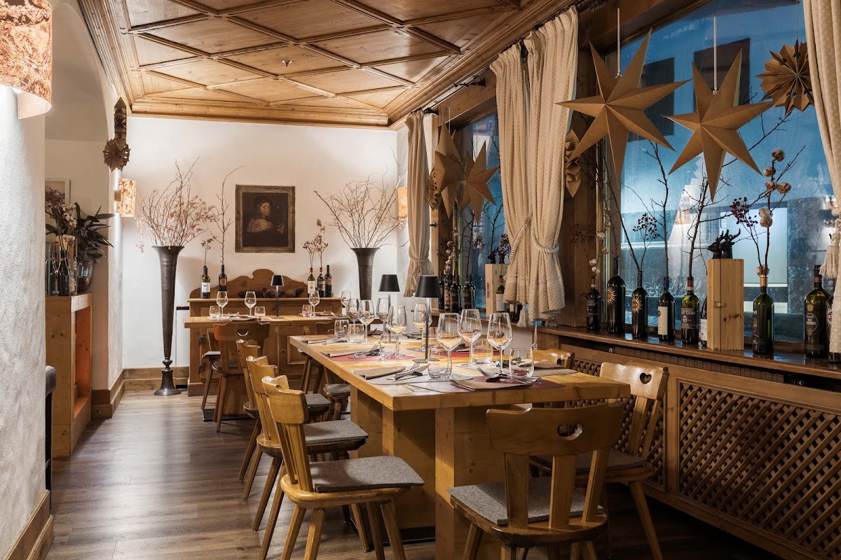 Dolom'eats all'Aquila — Ristorante a Cortina d Ampezzo, Belluno