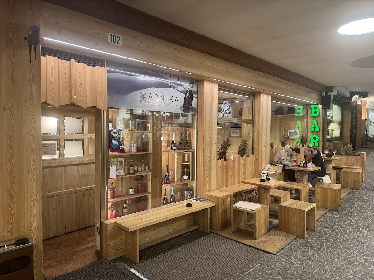 Bar Arnika In Galleria Cortina — Ristorante a Cortina d Ampezzo, Belluno