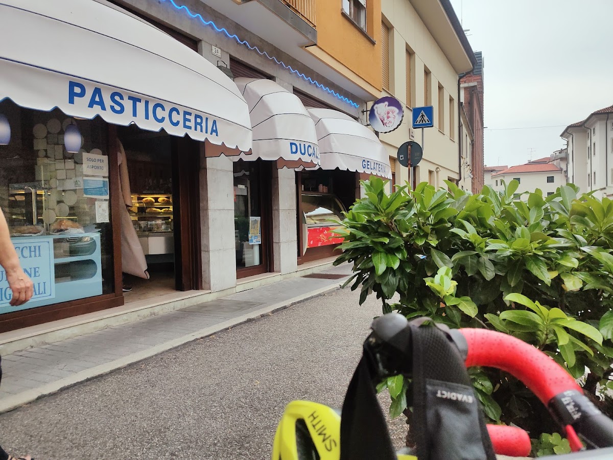 Pasticceria Gelateria Ducale — Ristorante a Cividale del Friuli, Udine