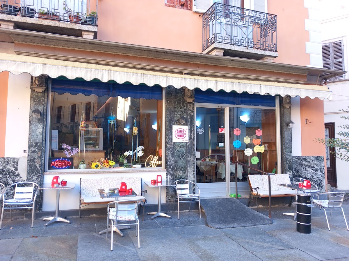 Bar La Piazzetta — Ristorante a Varallo, Vercelli