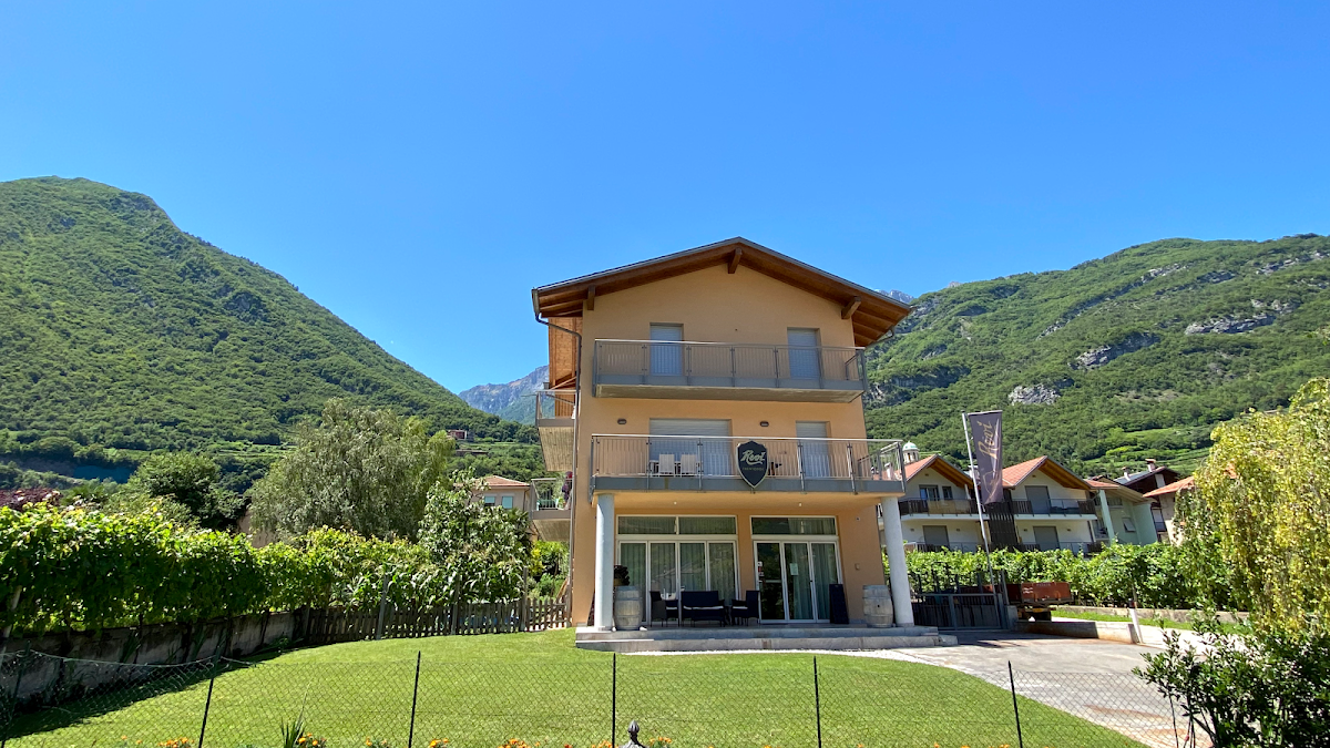 Revì Trentodoc - cantina e vigneto — Ristorante a Trento, Trento