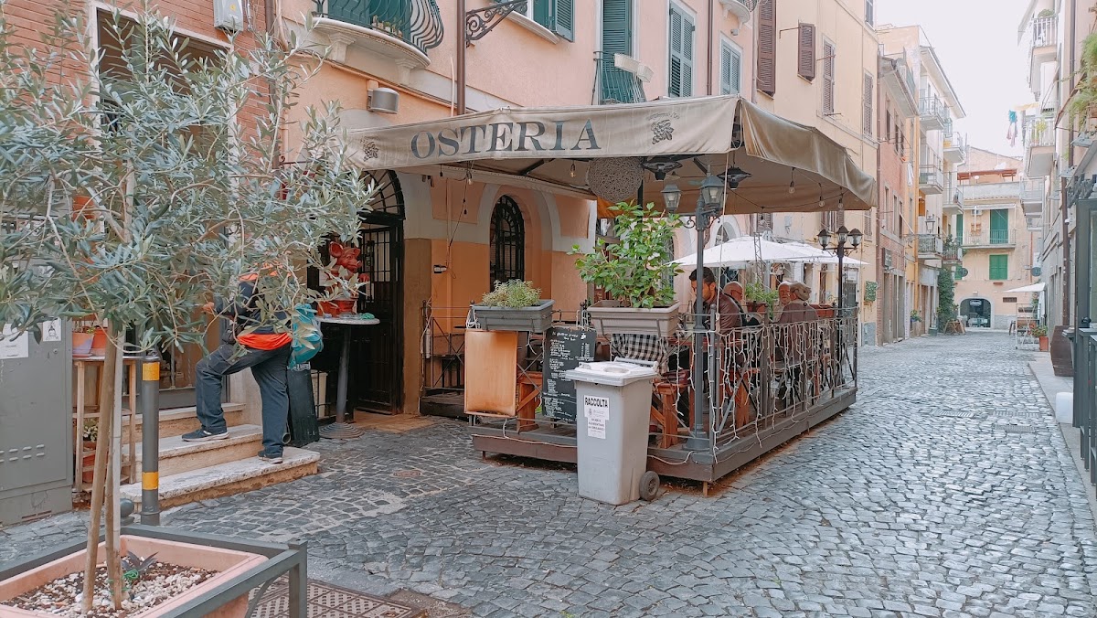 Osteria Il Grappolo D'Oro — Ristorante a Frascati, Roma