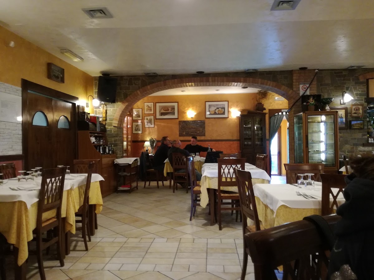 Ristorante "La Trattoria" di Palladino Vincenzo — Ristorante a Potenza, Potenza