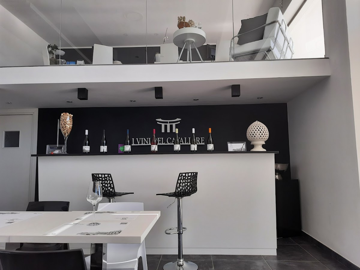 I Vini del Cavaliere - Casa Vinicola Cuomo — Ristorante a Paestum, Salerno