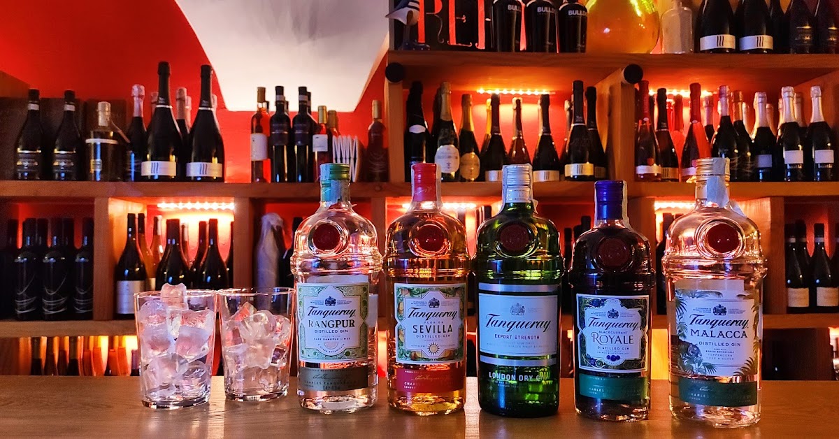 Vineria Rèfol Wineshop — Ristorante a Rovereto, Trento