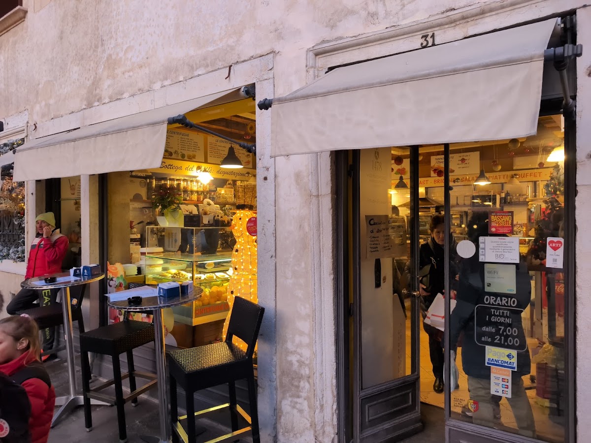 Dersut Bottega del Caffè — Ristorante a Bassano del Grappa, Vicenza