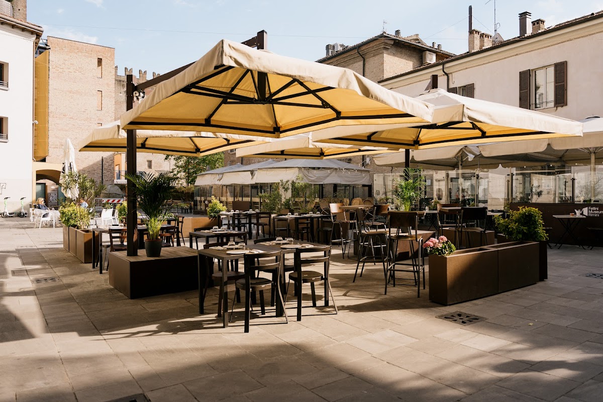 Liscariota Cucina di pesce — レストラン in Rimini, Rimini