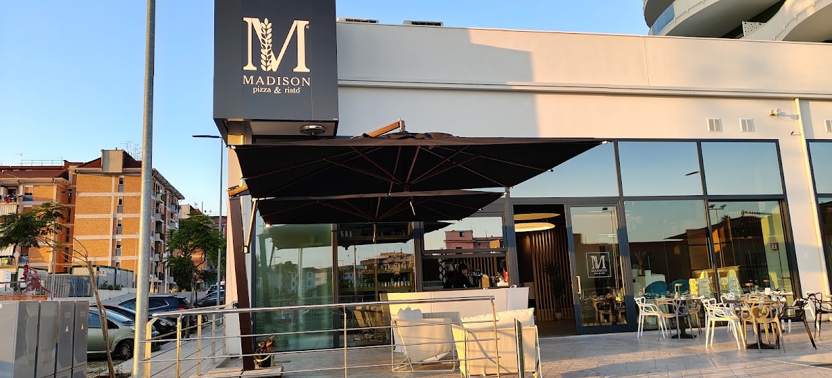 Madison - Pizza & Ristò (Salerno) — Ristorante a Salerno, Salerno